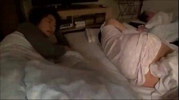 play Xnxx z bratem, który gwałtownie gwałci swoją siostrę