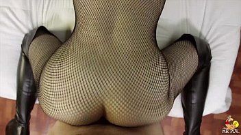 play Violeta fode seu pau mais do que sua mãe