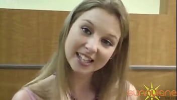 play Oral xxx grabado de cerca por su novio pervertido