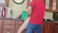 play Brunette Fuck Buddy ia cocoș mare înainte ca soțul să vină acasă